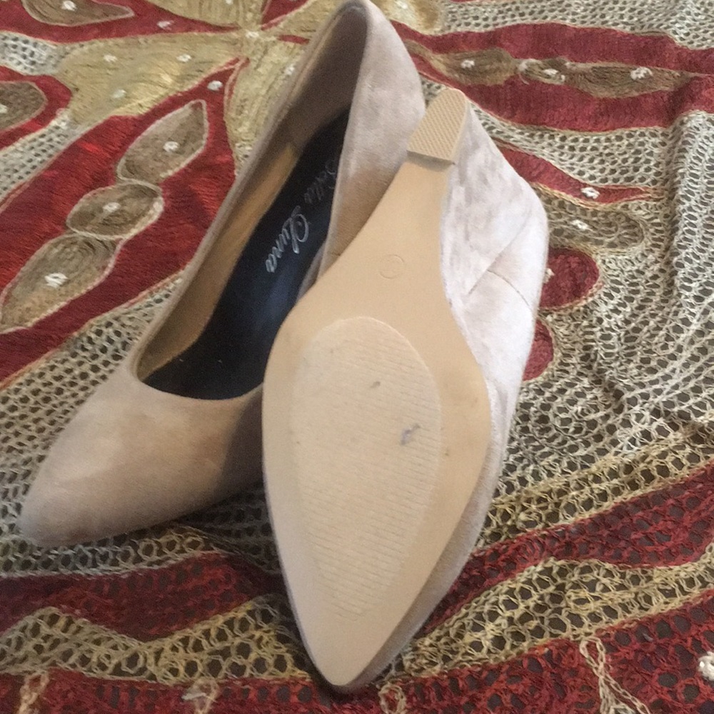 Shoes ✨ - Picture 3 of 3